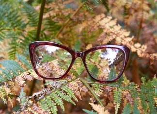 Gafas Stella McCartney fabricadas con bioacetatos naturales