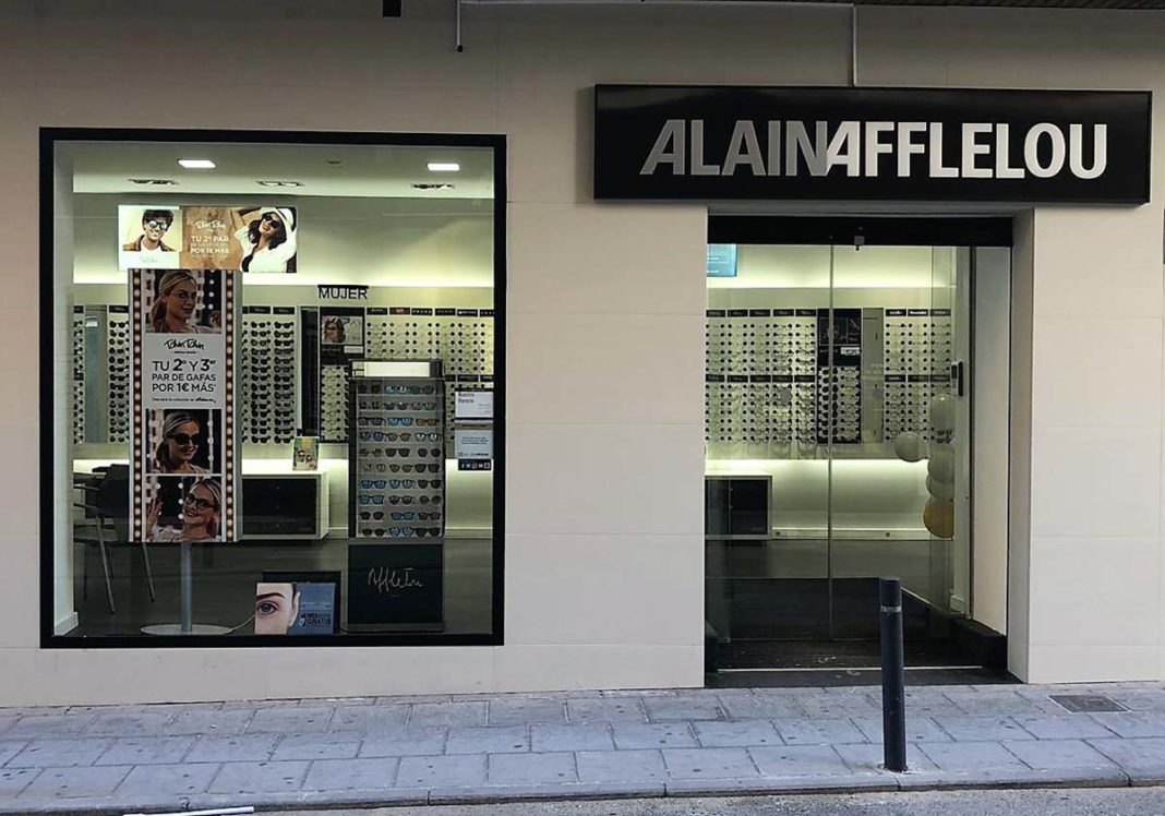 Alain Afflelou inaugura óptica