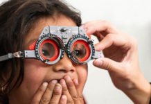Informe Essilor erradicación problemas visuales