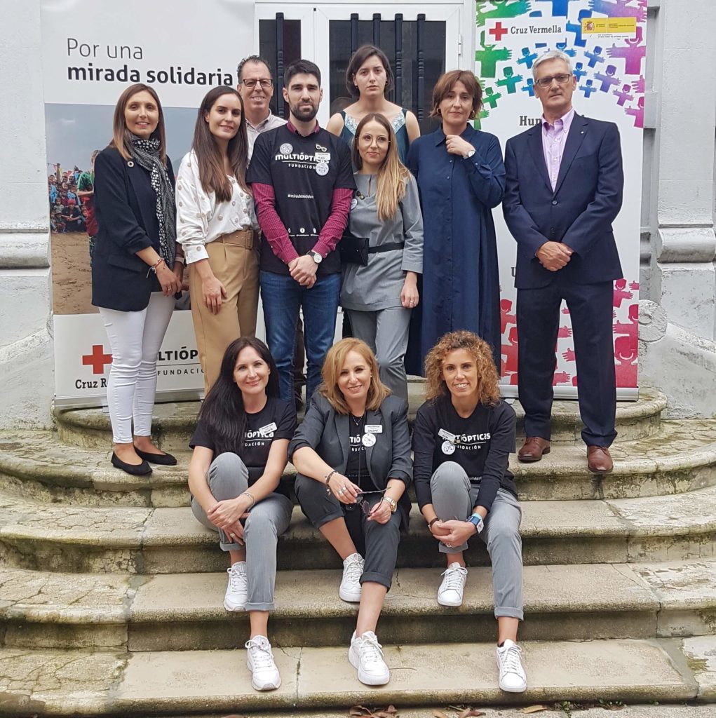 Grupo de voluntarios que han llevado a cabo la acción solidaria en el Ferrol