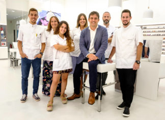 öptica & Audiología Universitaria tutela