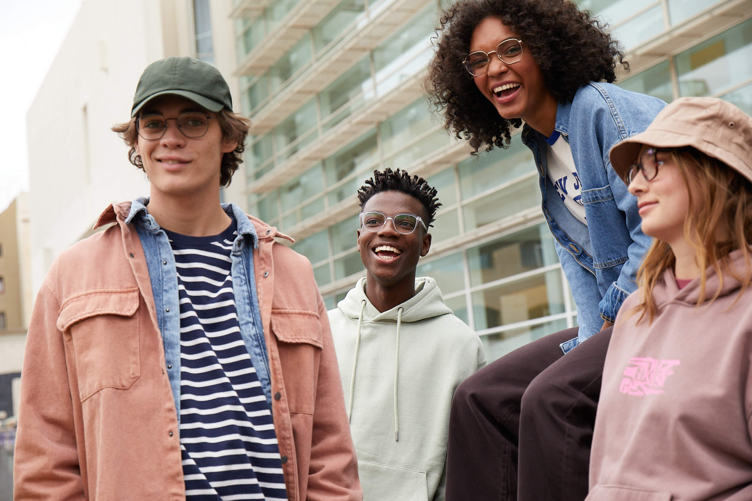 Opticalia presenta su nueva Pull&Bear - Optimoda