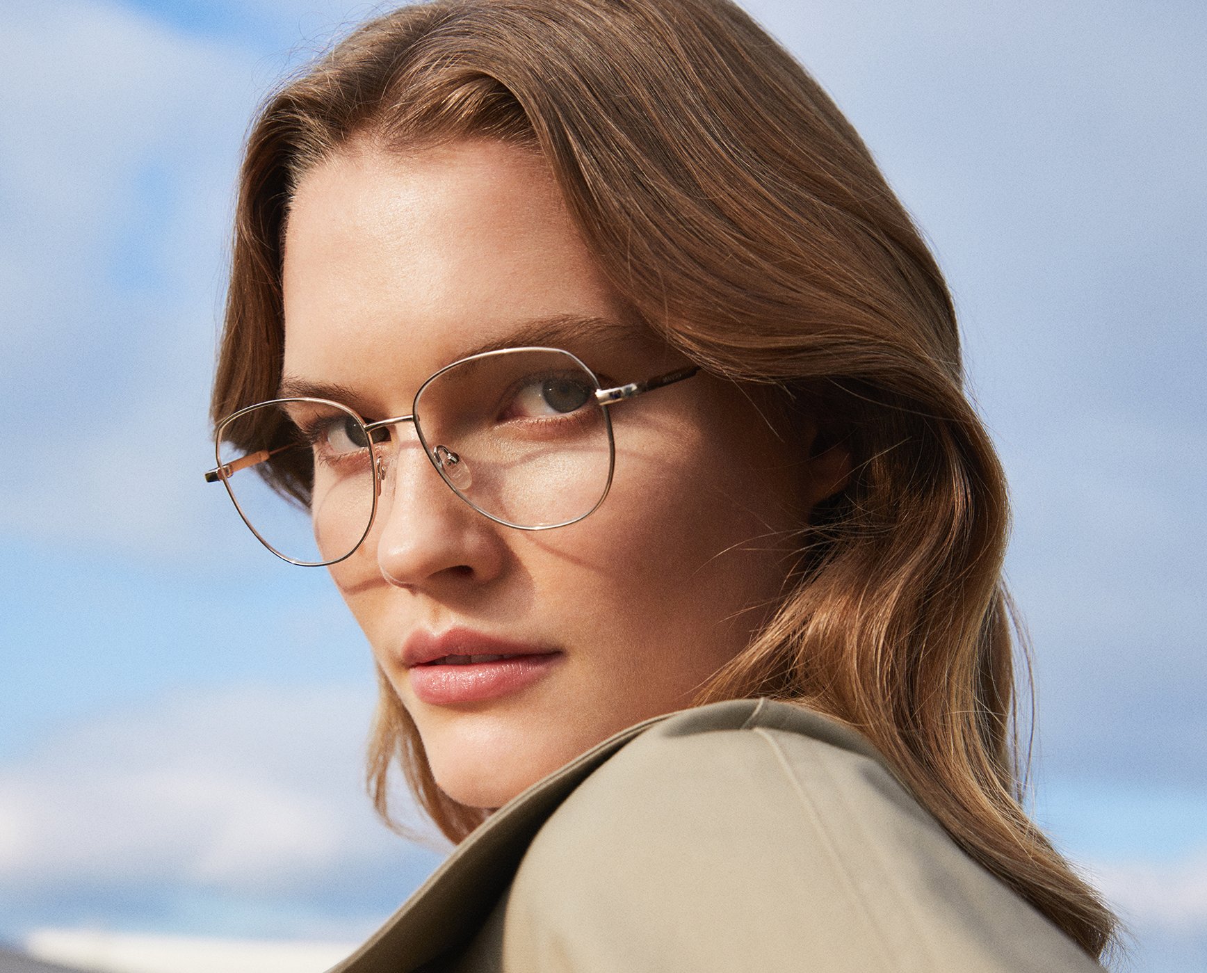 panorama Especialmente cilindro Opticalia estrena nueva campaña con Mango - Optimoda