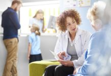 Philips Hearing Solutions celebra su red de más de 100 centros alrededor del país