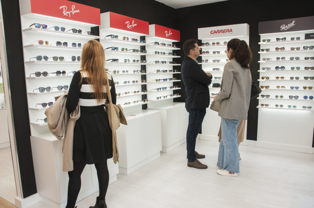 Interior de la Flagship Store de MEUOPTICO en Portugal