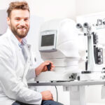 Eye doctor with ophthalmologic device